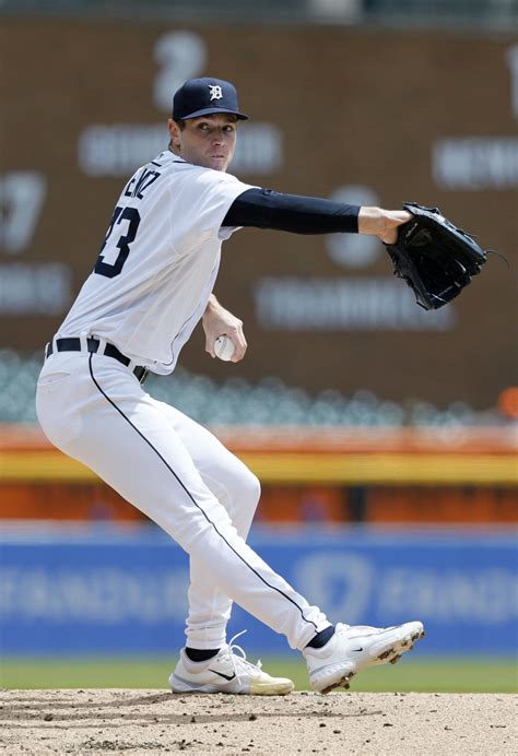 detroit tigers beat seattle mariners    series finale game
