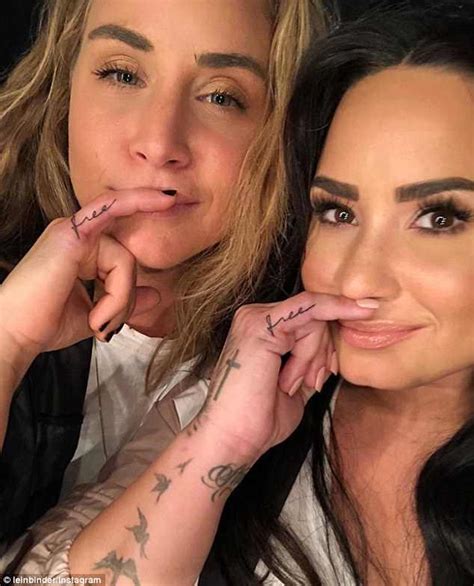 Demi Lovato Debuts New Tattoo On Instagram Stories Daily Mail Online