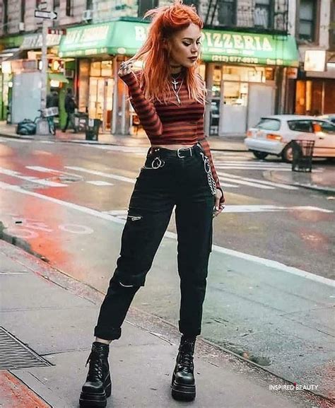28 Aesthetic Grunge Outfits Ideas To Copy In 2021 Inspired Beauty