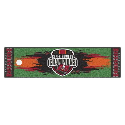 fanmats 1 5 ft x 6 ft super bowl lv putting green in the putting greens