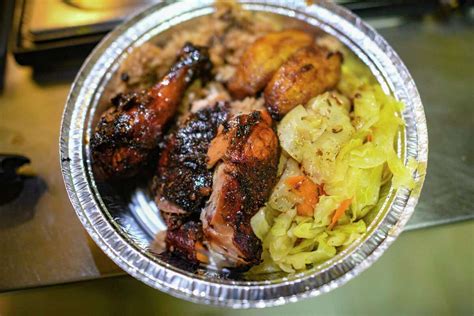 how to cook jamaican jerk chicken on the grill at home
