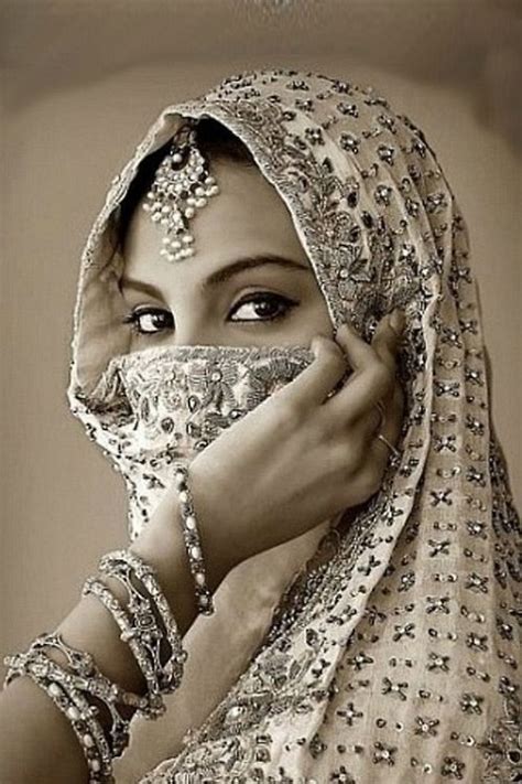 1001 Nights Arabian Women Arabian Beauty Arabian Eyes Beautiful Eyes