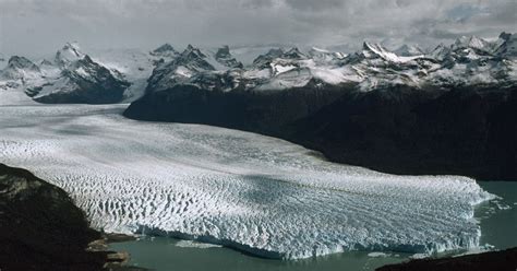 list  expanding glaciers