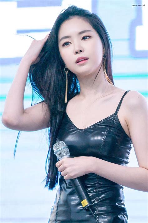 Son Na Eun Apink 190601 2020 패션 스타일 모델 사진 모델