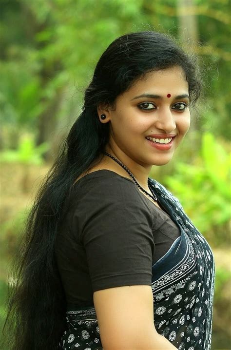 Anusitara Actress Malayalam Hd Phone Wallpaper Peakpx