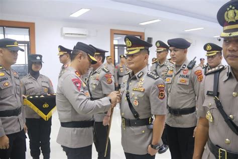 Kapolda Jambi Pimpin Upacara Serah Terima Jabatan Dan Pengambilan