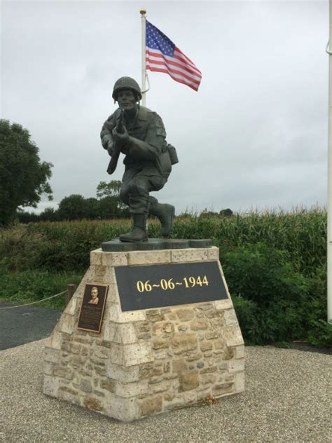 Richard D Winters Leadership Memorial Sainte Marie Du