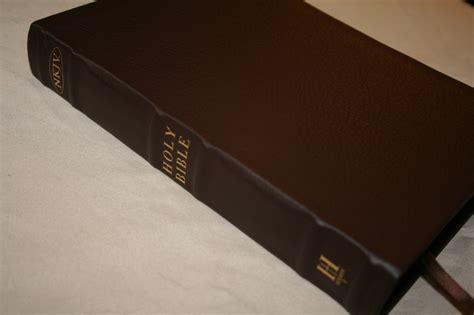 holman nkjv large print personal size reference bible review
