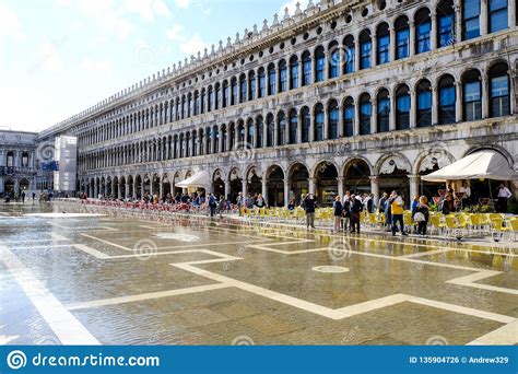 Venice Italy September 12 2017 Giant Puddle On The