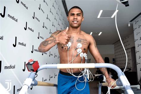 douglas costa llega  la juventus