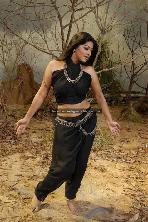 Hot Indian Actress Rare Hq Photos Tamil Homely Actress