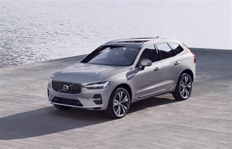 preview  volvo xc arrives  revised  android infotainment