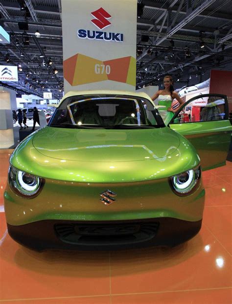 pictures russian auto show expects  million visitors  globe