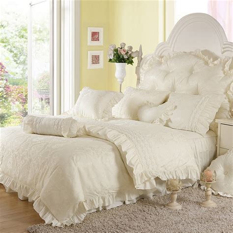 White Princess Jacquard Luxury Wedding Ruffled Cotton Bedding Set Duvet