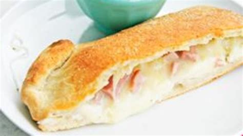 easy calzone recipe with crescent rolls