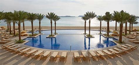 fairmont the palm jumeirah beach hotels in united arab