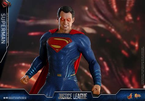 hot toys justice league superman figure   pre order