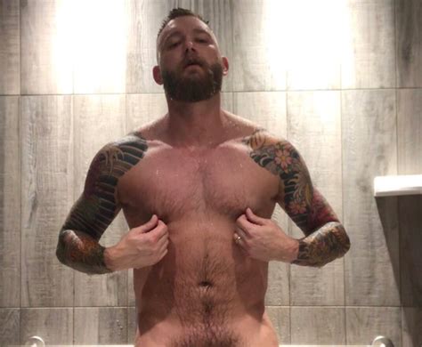 Daily Squirt Daily Gay Sex Videos Pictures And News