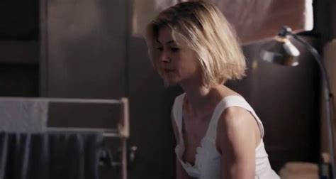 watch rosamund pike in trailer for return to sender