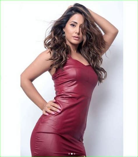 hina khan was seen flaunting her sexy toned body see photos