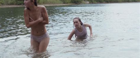Nude Video Celebs Alycia Debnam Carey Sexy Adelaide