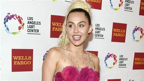 Miley Cyrus Nacktbilder Premium Snapchat Pics