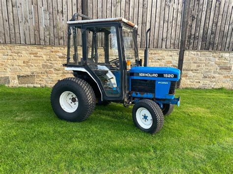 holland ford  wd compact tractor  normanton west