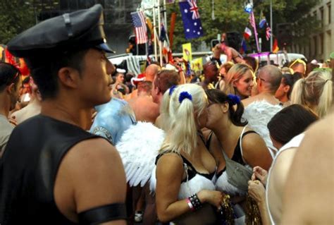 Sydney Set To Host 35th Gay And Lesbian Mardi Gras Parade