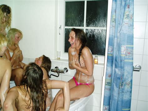 party with naughty all babe bathtub friends