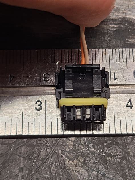 identify small  pin connector rectangular connectors electronic component