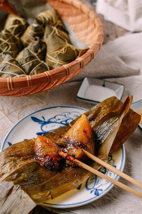 jianshui zong alkaline rice dumplings 碱水粽 the woks
