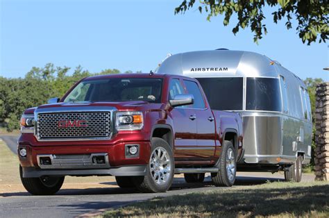 gmc sierra  maintains  lb max trailering hosick motors blog
