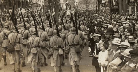 chubachus library  photographic history french soldiers marching  london