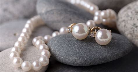 clean pearls  ruining  jewelers mutual