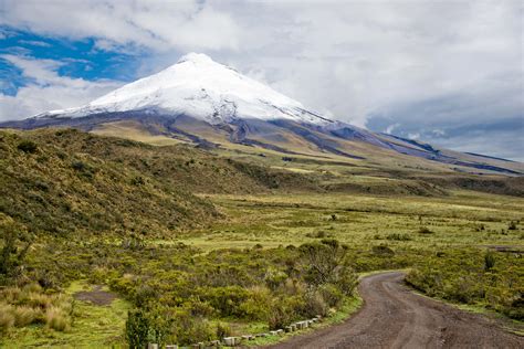 volcano cotopaxi ecuador gulliver expeditions