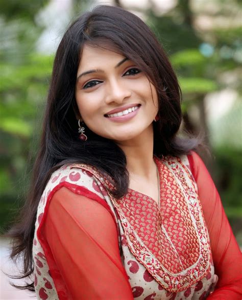 pallavi fresh face images exclusiveupdates