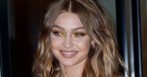 bad luck zayn gigi hadid sizzles as braless assets spill out of