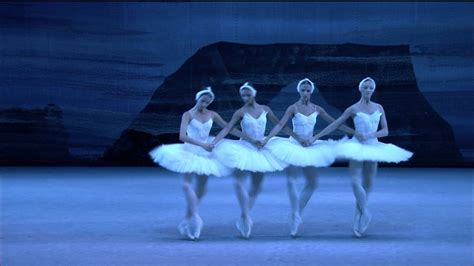 swan lake le lac des cygnes bolshoi ballet  cinema preview