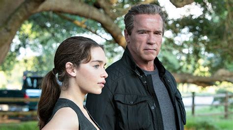 Terminator Genisys Emilia Clarke As The New Look Sarah Connor The