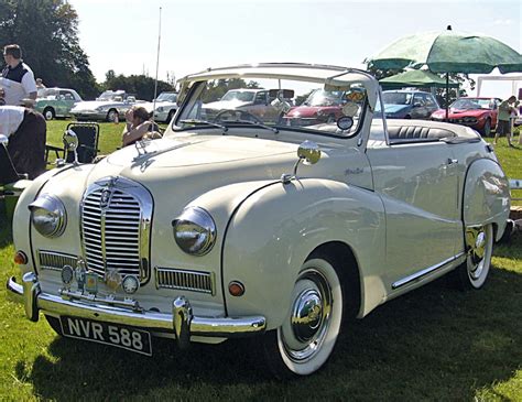austin  england   churchill vintage  classic car show