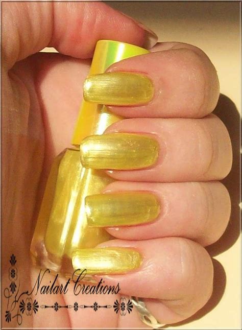 beauty nails maxnails flashing yellow