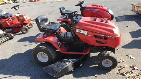 Huskee 46 Inch Cut Lawn Tractor 21 Hp Briggs And Hash Auctions Free