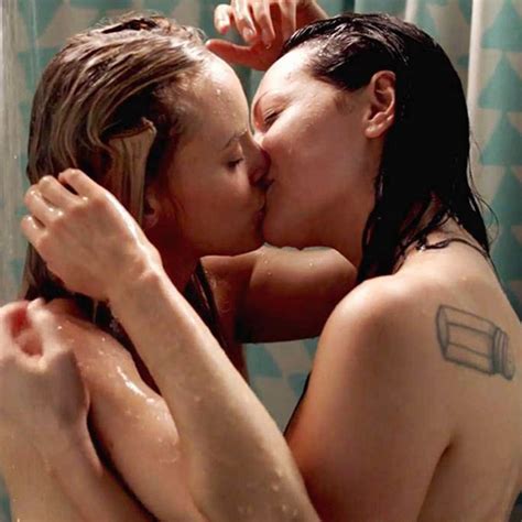 laura prepon and taylor schilling nude lesbian scene in orange is the new black series scandal