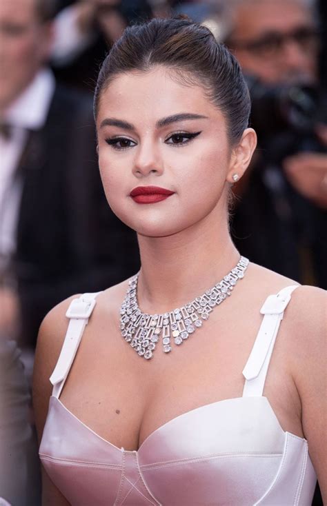 selena gomez cleavage the fappening 2014 2019 celebrity photo leaks