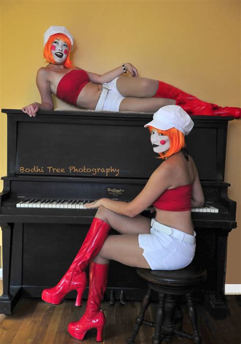 Confessions Of A Cosplay Girl Dee Dee Twins Gallery