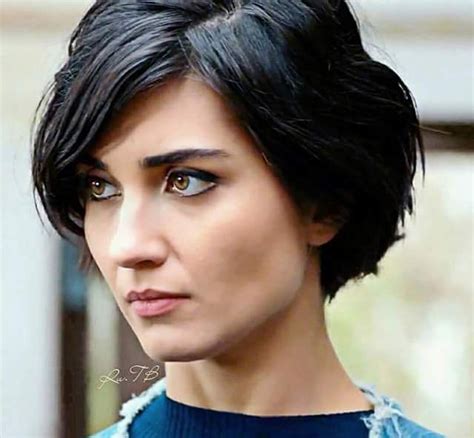 Tuba Büyüküstün ️ Turkish Actress Beautiful Cute