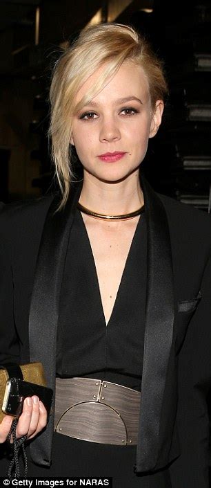 Grammys 2013 Carey Mulligan Supports Mumford And Sons Husband Marcus As