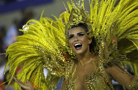 karneval  rio de janeiro hunderttausende tanzen trotz virus gefahr