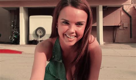 New Face Friday Dillion Harper Tips 2 Buffoons — C Comedy