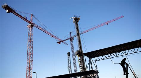 construction spending rises   september transport topics